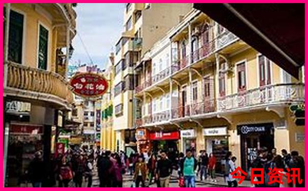 现在去哪个地方旅游最合适